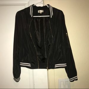 Bomber jacket